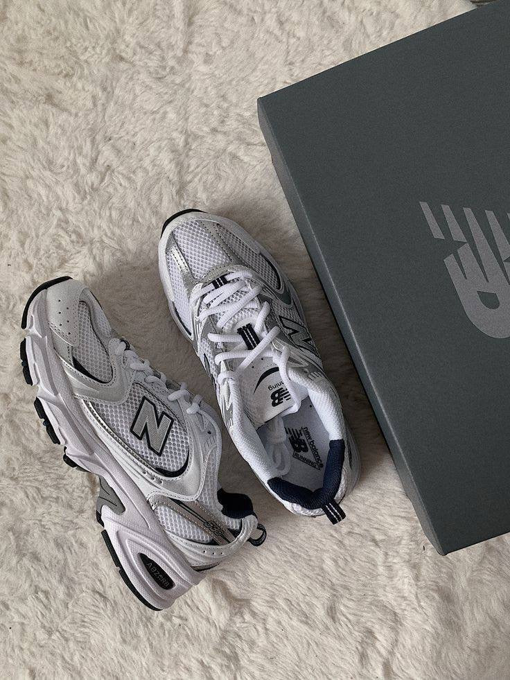 New Balance 530 Sneakers White/Navy/Silver